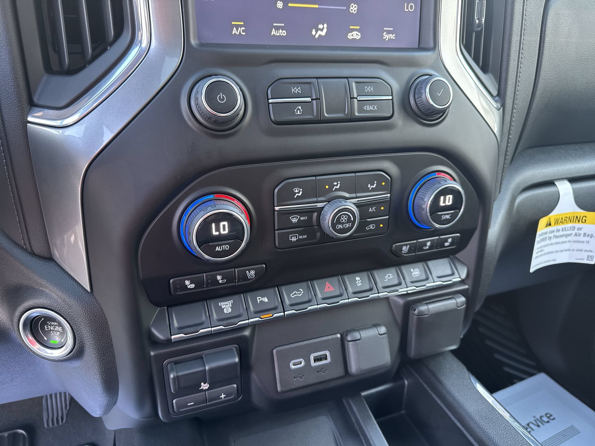 Certified 2023 Chevrolet Silverado 3500 LTZ w/ LTZ Convenience Package AWD/4WD image 17