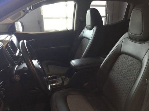 Used 2019 Chevrolet Colorado Z71 image 21