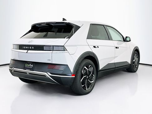 Used 2024 Hyundai Ioniq 5 SEL image 9