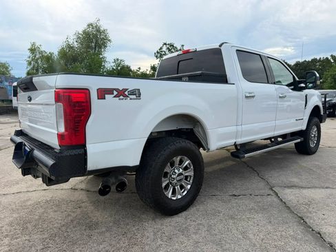 Used 2017 Ford F250 XLT w/ XLT Premium Package AWD/4WD image 5