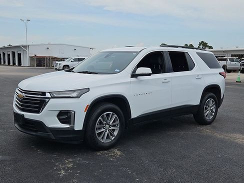 Used 2022 Chevrolet Traverse LT FWD image 10