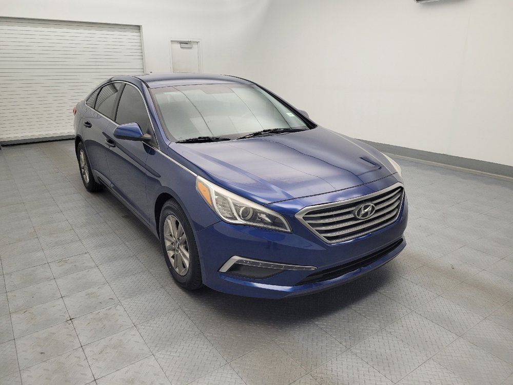 Used 2015 Hyundai Sonata SE w/ Option Group 09 FWD image 13