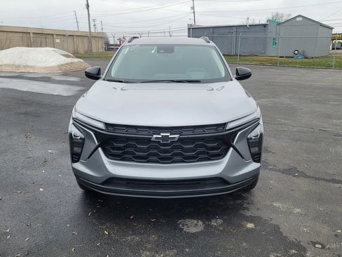 New 2026 Chevrolet Trax LT w/ Driver Confidence Package image 4