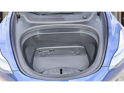 Used 2019 Tesla Model 3 Standard Range RWD image 15