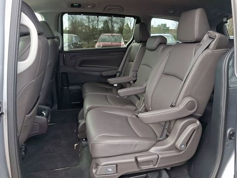 Used 2024 Honda Odyssey EX-L image 10