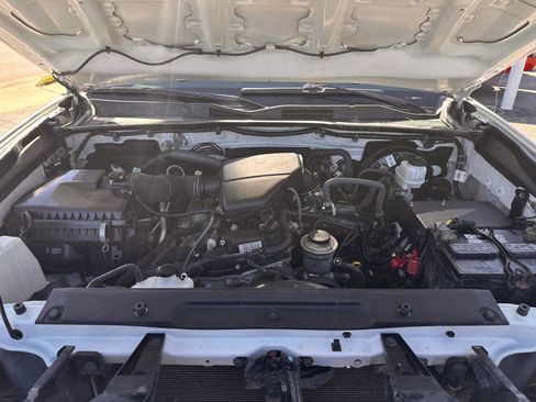 Used 2020 Toyota Tacoma SR RWD image 10