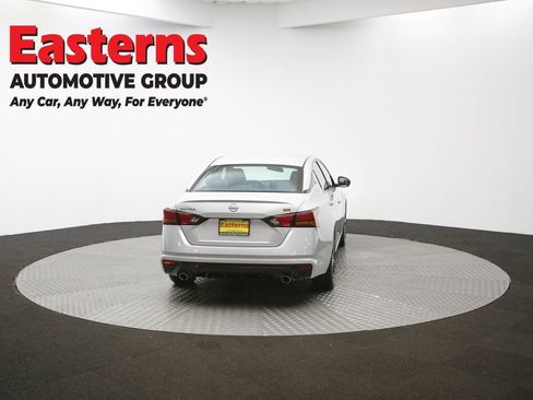 Used 2024 Nissan Altima 2.5 SR image 37