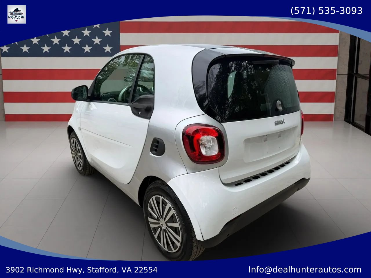 Used 2016 smart fortwo pure RWD image 6