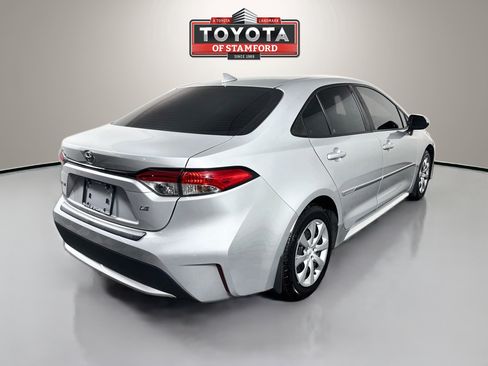 Certified 2021 Toyota Corolla LE w/ Carpet Mat Package (TMS) FWD image 7