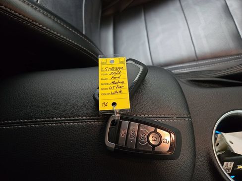 Used 2020 Ford Mustang GT Premium w/ GT Performance Package RWD image 13