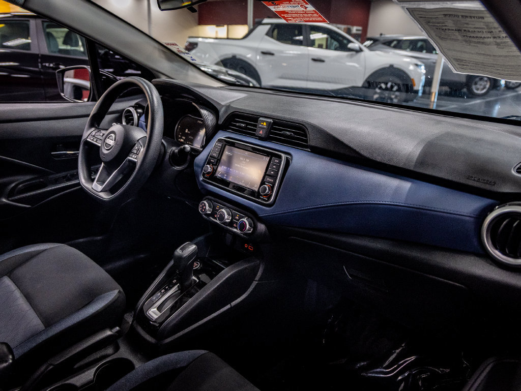 Used 2023 Nissan Versa SV FWD image 25