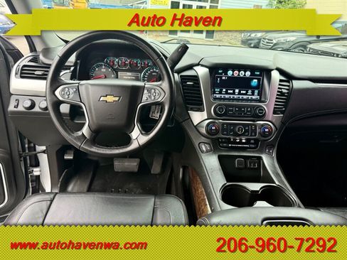 Used 2017 Chevrolet Suburban LT AWD/4WD image 10