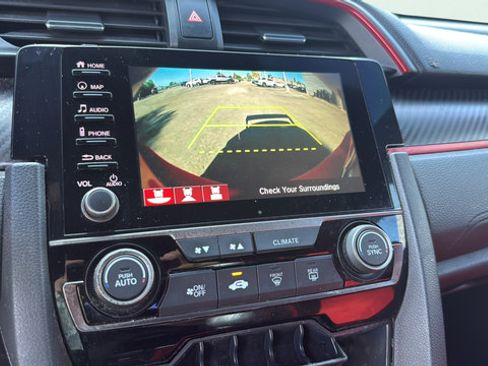 Used 2019 Honda Civic Type R image 16