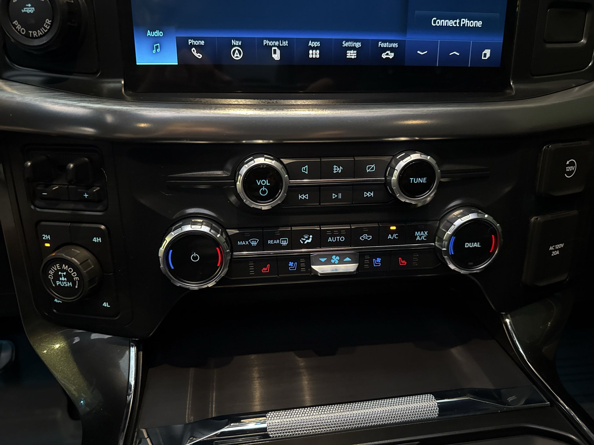 Used 2022 Ford F150 Lariat AWD/4WD image 15