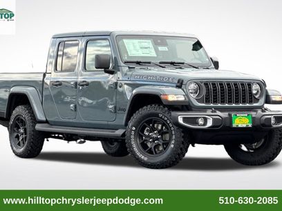 New 2025 Jeep Gladiator High Tide