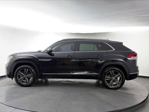 Used 2022 Volkswagen Atlas Cross Sport SEL R-Line AWD/4WD image 3
