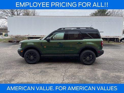 New 2025 Ford Bronco Sport Badlands w/ Badlands Tech Package AWD/4WD image 2