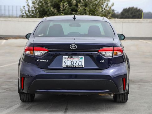 Certified 2022 Toyota Corolla LE w/ LE Convenience Package FWD image 7
