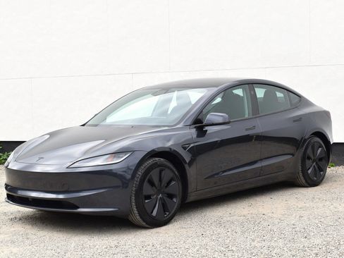 Used 2026 Tesla Model 3 RWD image 8