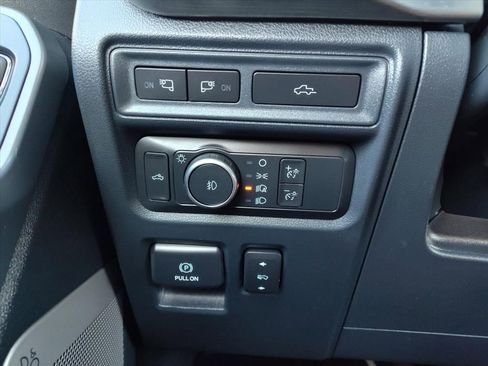 Used 2022 Ford F150 Lariat image 26