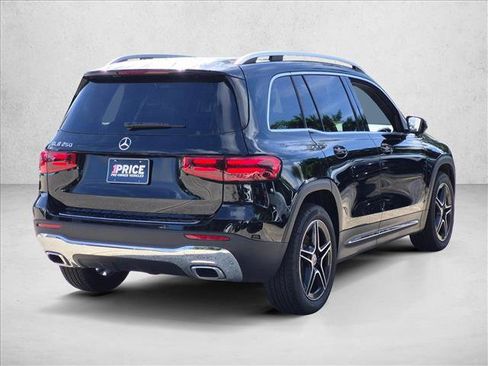 Used 2026 Mercedes-Benz GLB 250 image 4