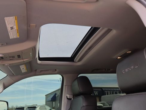 Used 2017 GMC Sierra 1500 Denali w/ Denali Ultimate Package image 17