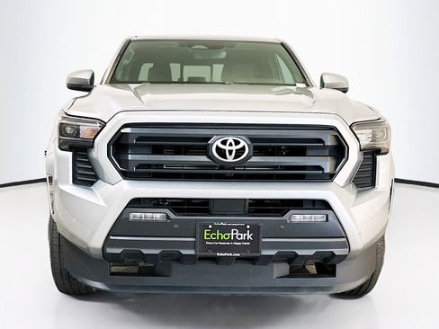 Used 2024 Toyota Tacoma SR5 image 2
