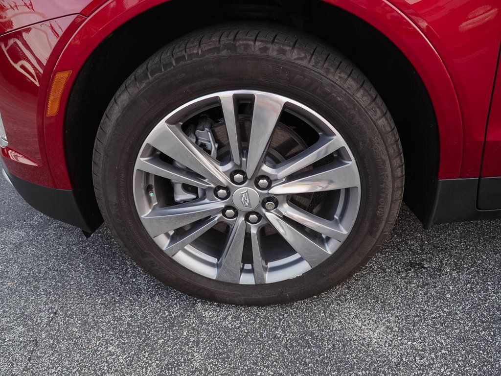 Certified 2025 Cadillac XT5 Premium Luxury FWD image 38