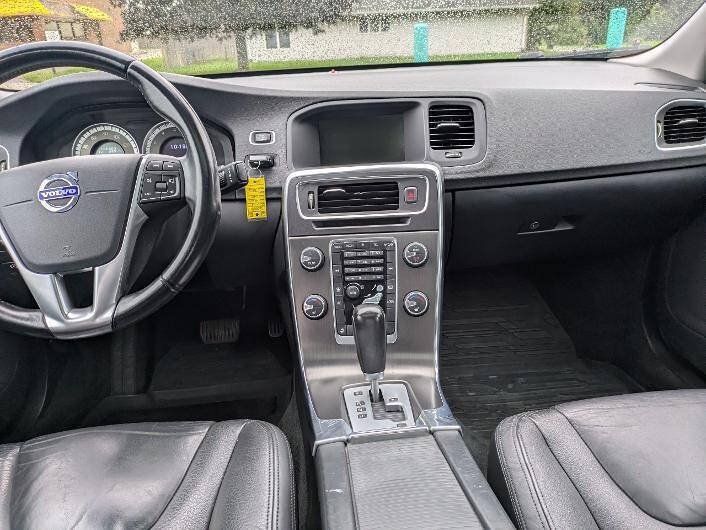 Used 2012 Volvo S60 T5 w/ Climate Pkg FWD image 15