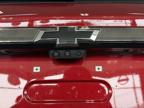 Used 2023 Chevrolet Traverse RS AWD/4WD image 20