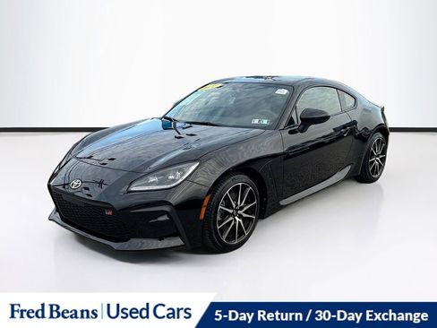 Used 2022 Toyota GR86 w/ ALL Weather Mat Package (TMS) image 3