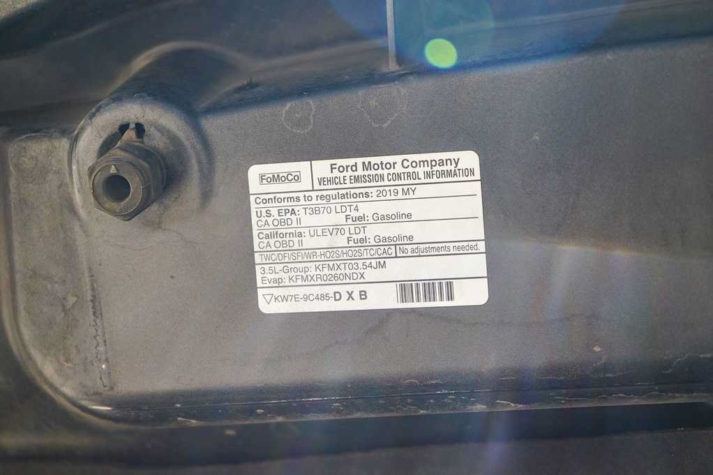 Used 2019 Ford F150 Raptor w/ Equipment Group 802A Luxury AWD/4WD image 26