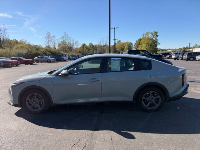 Certified 2025 Kia K4 FWD image 9
