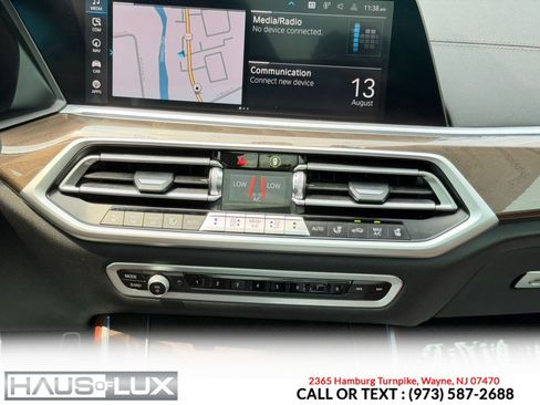 Used 2022 BMW X5 xDrive45e w/ M Sport Package AWD/4WD image 32