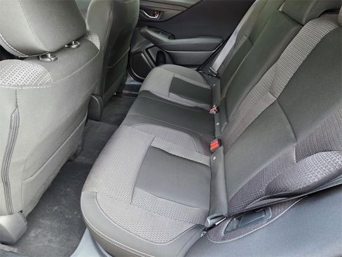 Used 2022 Subaru Outback Premium image 10