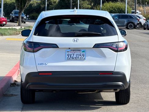 Used 2026 Honda HR-V LX image 5
