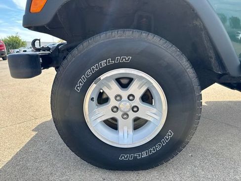Used 2000 Jeep Wrangler Sport AWD/4WD image 13