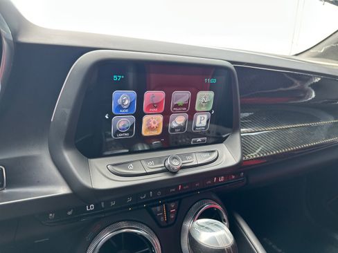Used 2016 Chevrolet Camaro SS RWD image 13