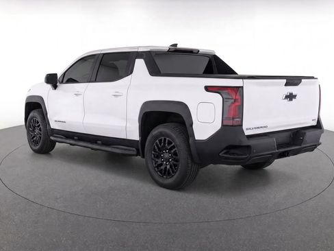 Used 2024 Chevrolet Silverado EV W/T AWD/4WD image 6