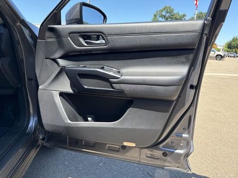 Used 2022 Nissan Pathfinder SV w/ Cargo Package FWD image 54