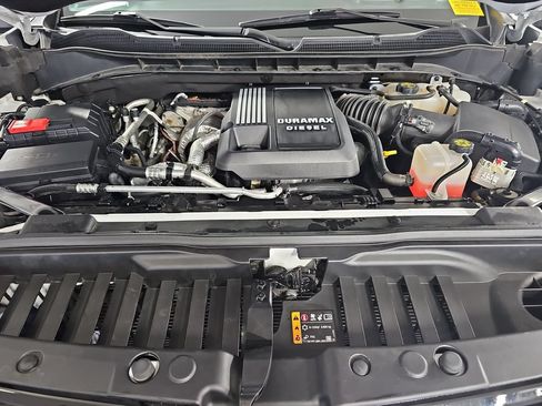Certified 2024 Chevrolet Silverado 1500 ZR2 w/ Technology Package AWD/4WD image 35