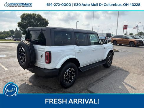 Used 2025 Ford Bronco Outer Banks AWD/4WD image 4