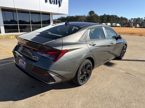 New 2026 Hyundai Elantra Sport image 3