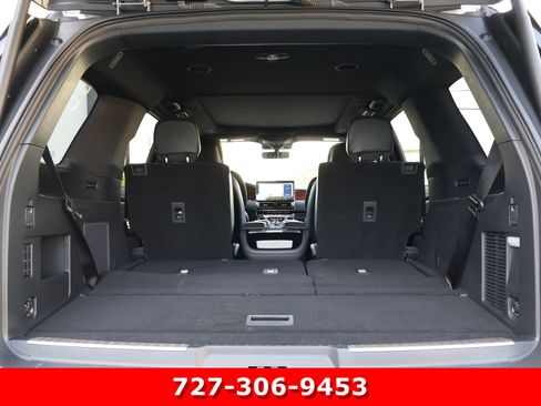 Used 2024 Lincoln Navigator Reserve AWD/4WD image 22