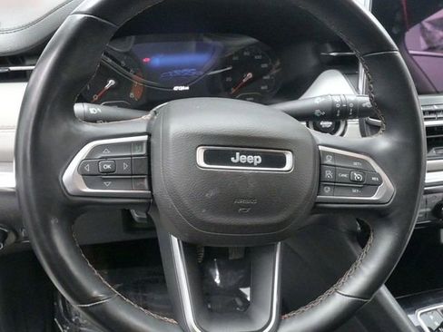 Used 2022 Jeep Compass Limited image 18