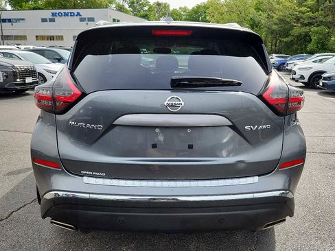 Used 2019 Nissan Murano SV w/ Premium Package AWD/4WD image 5
