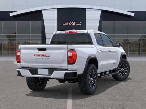 New 2026 GMC Canyon Denali image 4