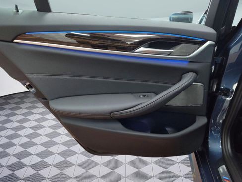 Certified 2023 BMW 530i xDrive w/ M Sport Package image 24