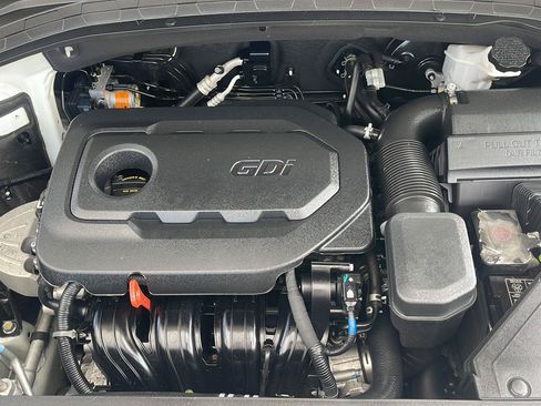 Used 2019 Hyundai Santa Fe SE FWD image 29