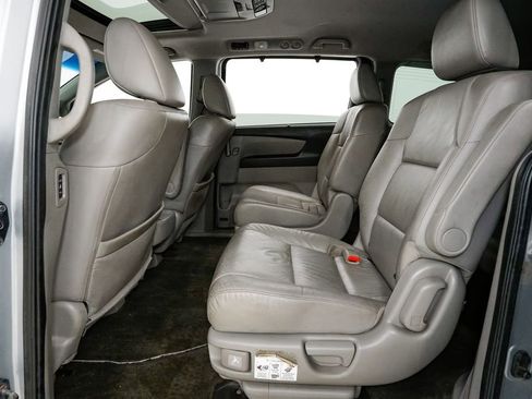 Used 2011 Honda Odyssey EX-L image 24